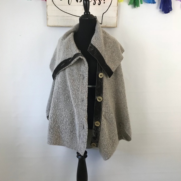 ❌❌Sold❌❌Anthro - Angle of the North Velveteen - Picture 6 of 8